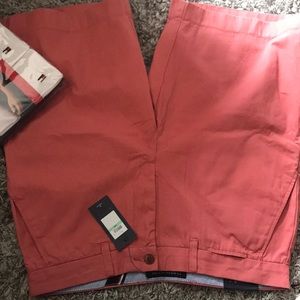 Tommy Hilfiger shorts brand new 34
